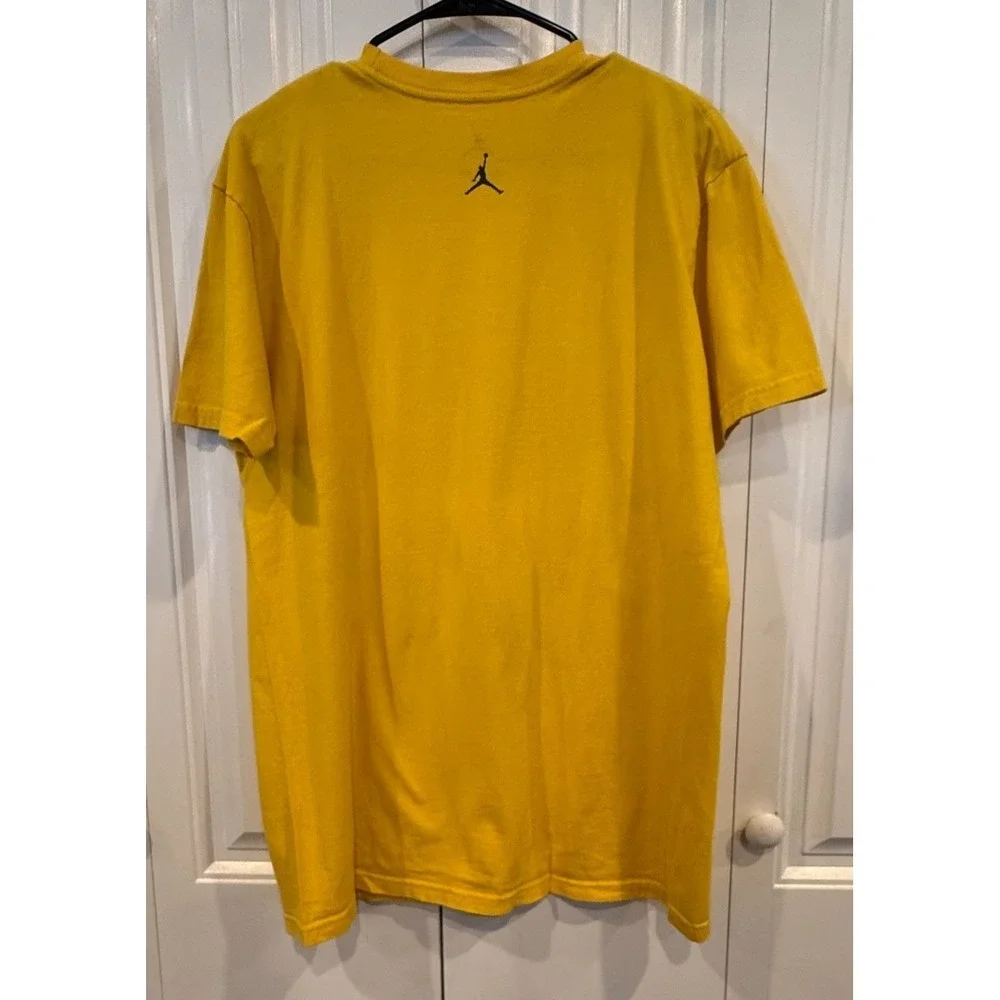 Jordan Yellow Graphic T-Shirt Men's Large Geometric Jumpman Cotton Crew Neck